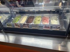 -极拉图·现制冰淇淋(大卫城店)