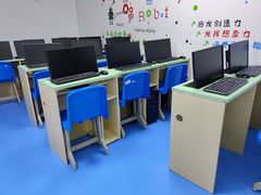 -童程童美·信息学竞赛·乐高机器人编程(长宁来福士校区)