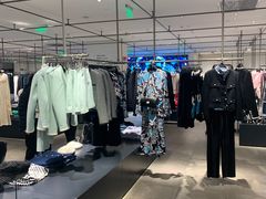-URBAN REVIVO(荟聚中心店)