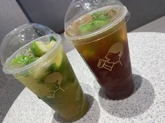 -喜茶(北京华贸购物中心店)