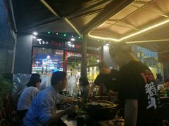 -三国惹火烤肉·中日韩烤肉集合店(百草路店)