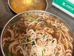 -正宗杨记普洱酸醋米线(总店)