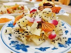 -老国贸云南传统过桥米线(滇池店)