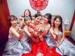 -艾朵婚纱