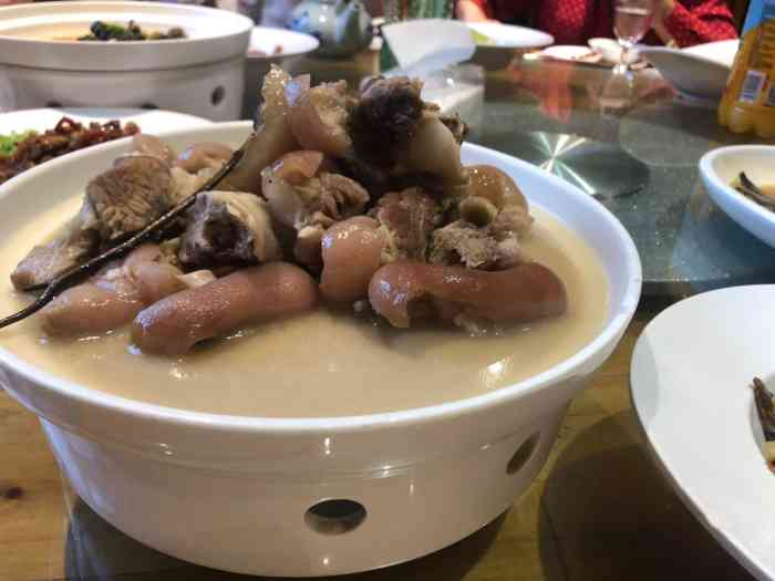 处州人家-"丽水的本土品牌,本地的哥哥一直在介绍,生.