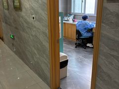 -上海仁爱医院口腔科 · 种植