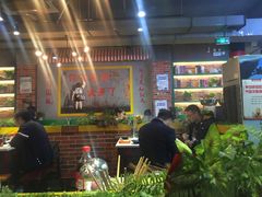 大堂-钢管厂五区小郡肝串串香(滨江店)