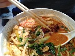 酸甜口味麻辣烫-老赵太太麻辣烫涮肚馆(大经路店)