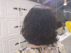 -镁连社·美联社