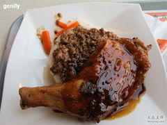 秘制照烧鸡腿饭19RMB-东方既白(上海浦东国际机场)