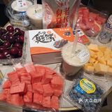 你们觉得文和友臭豆腐好吃还是黑色经典呢??