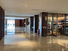 -静之湖湖畔餐厅