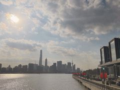 -丹东路渡口(轮渡站)