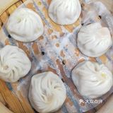 每次来到南翔馒头店都要排队真不愧是百年老店