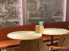 -老乡鸡(上海白玉兰广场店)