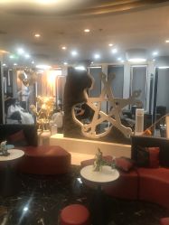 -TOP HAIR SALON