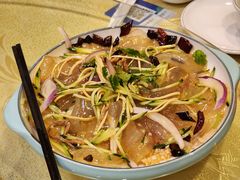 -鹤乡东北菜(崮山路店)