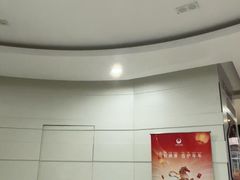 -雅悦齿科(顾村公园店)
