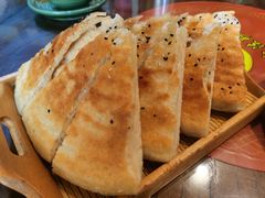 饽饽饼-王明古法砂锅居(开化寺店)