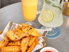 -Mogul Eatery·大亨餐酒馆