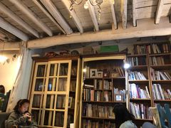 -懒鱼时光馆(沙坪坝店)