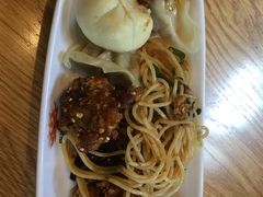 -佐尚客牛排西式自助沙拉吧(开远店)