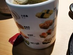 -万岁料理回转寿司(华贸店)