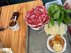 -黑山牛肉汤火锅(花城汇店)