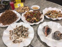 -亚龙湾8号(丁村万人海鲜广场店)