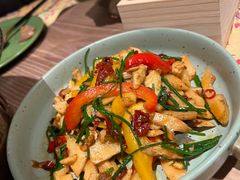 -耶里夏丽·丝路国际·新疆餐厅(浦东区东方路店)