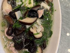 -侬佳蒸菜馆(听潮店)