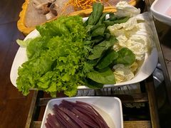 -滇釜火锅·能喝汤的火锅(车公庄店)