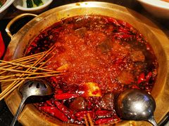 -潮火锅·麻辣牛肉火锅(观音桥方圆·LIVE店)