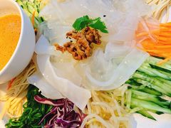 东北七彩大拉皮-关东小磨东北菜(上海长风大悦城店)