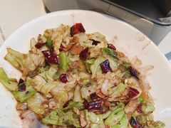 -阿瓦山寨·湘菜现炒·剁椒鱼头王(咸阳总店)