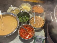 -许西美食一条街