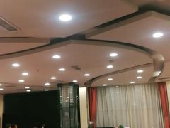 大堂-红旗大饭店-餐厅(火车站店)