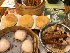 酥皮焗叉烧包-添好运点心专门店(深水埗店)