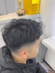 -尤司男士国潮理发馆