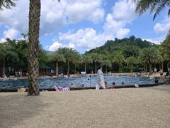 -腾冲洞山温泉村