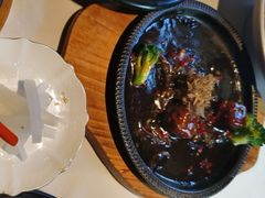 -八府香鸭·啫啫煲(华山路店)