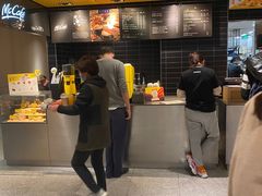 -麦当劳(中山公园龙之梦店)