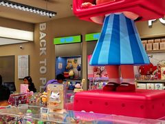 -泡泡玛特POPMART(国金街店)