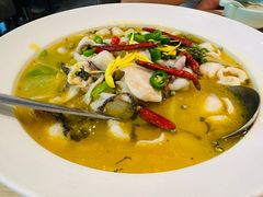 金汤酸菜鱼-吕氏疙瘩汤·海鲜新鲁菜(凯德mall新都心店)