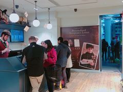 -九又四分之三站台哈利波特商店