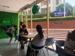 -龙治汉堡(中华城店)