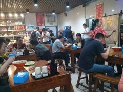 大堂-豫老三牛肉拉面(南阳路店)
