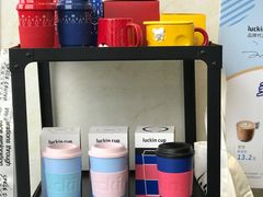 零售区-瑞幸咖啡(绿地新都会9号楼店)