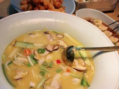 -蜜桃餐厅·伴山(绿宝广场店)