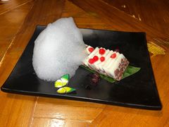 泡沫椰奶红豆糕-雀舞云南菜(天津天河城购物中心店)